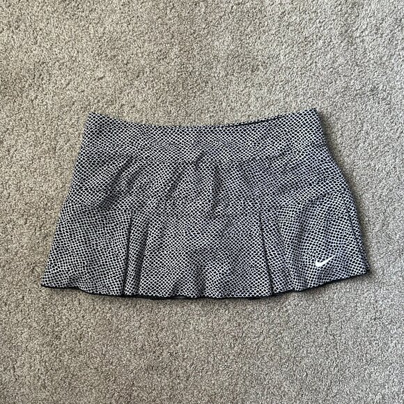 NEW nike dri-fit athletic skirt 🤍 large - Picture 1 of 8